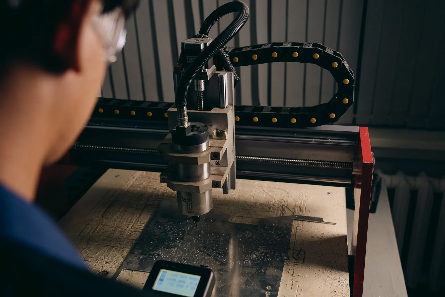 Industrielle Maschine in einer Werkstatt